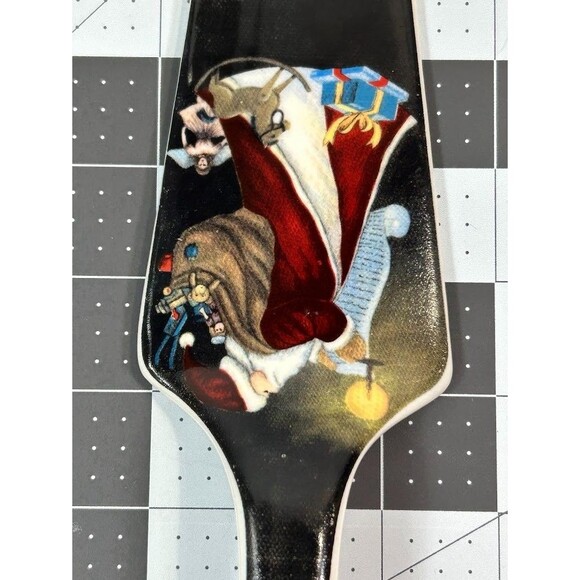 Xmas Holiday Santa & Holly Ceramic Pie Cake Servers 11 " & 10" Festive Kitchen - Picture 4 of 12